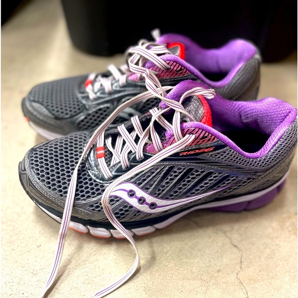 Saucony Shoes - Sauce Saucony Ride 6 Road-Running Shoes.